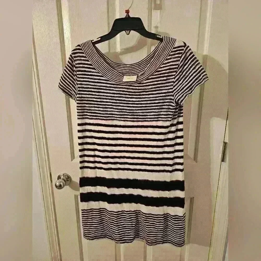 Maeve Anthropologie Size M Navy Blue Striped Haven Shift Sweater Dress